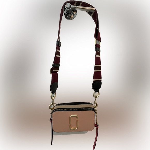 Marc Jacobs Snapshot Colorblock Camera Bag in Pink- Great Condition - Picture 2 of 6